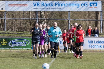 Bild 41 - wBJ VfL Pinneberg - Waldd�rfer SV : Ergebnis: 5:0